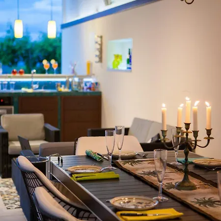 Jasmine * Dol (Hvar)