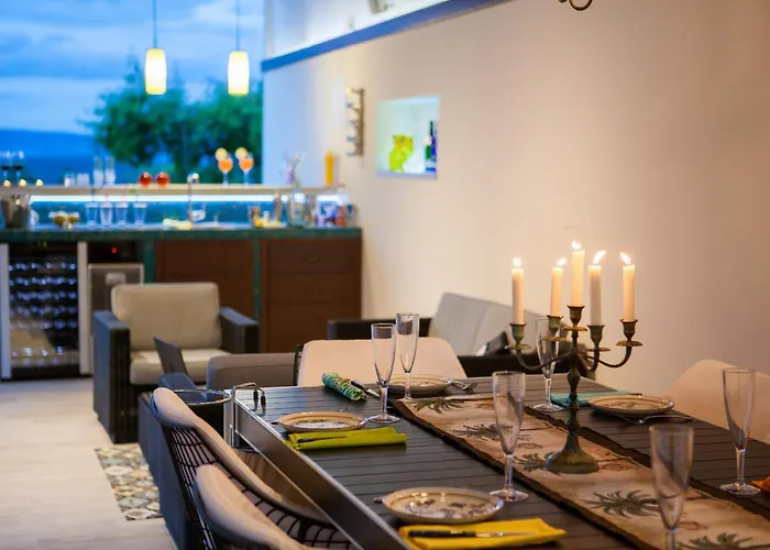 Jasmine * Dol (Hvar)